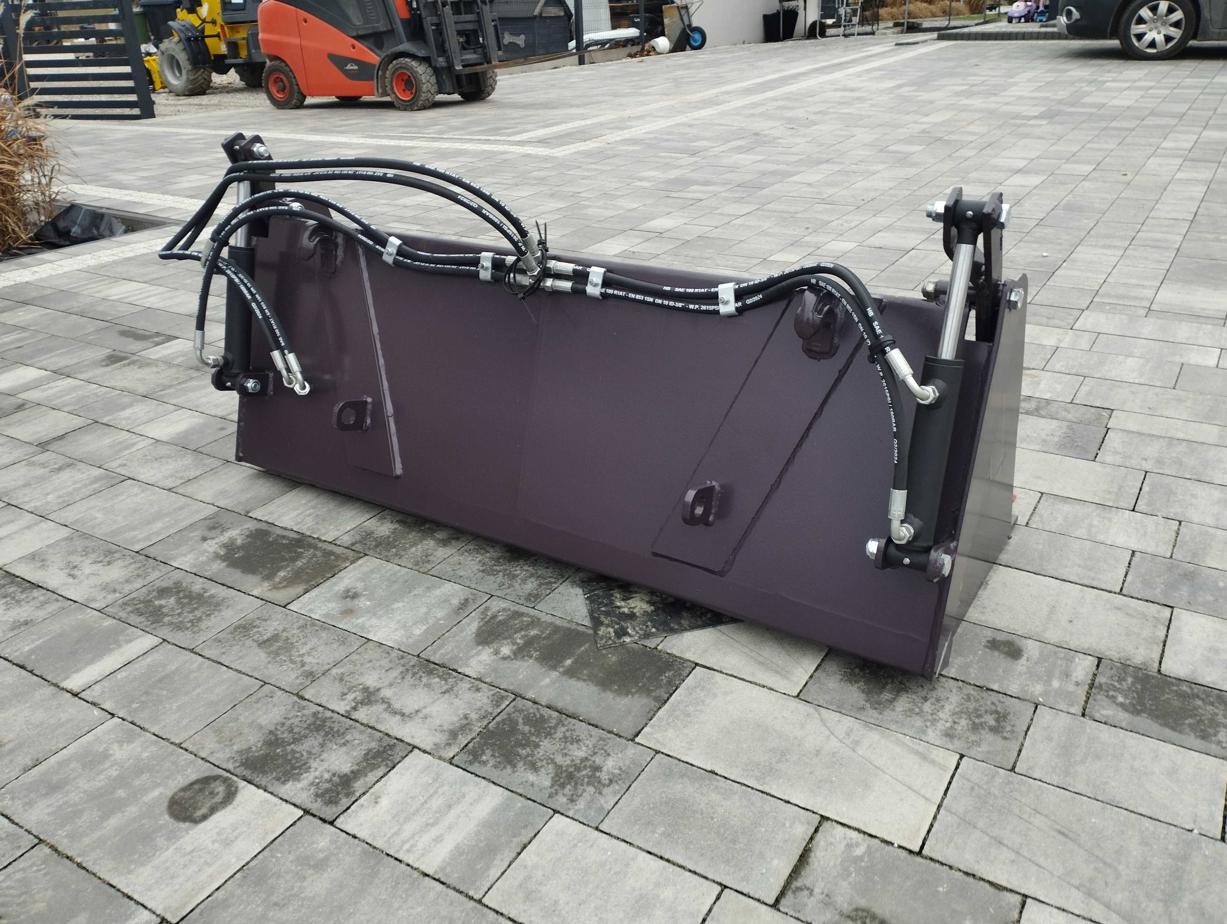 Łyżka dzielona do ładowacza czołowego 4w1 150cm wysyłka