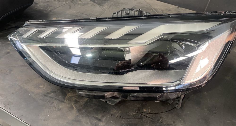 Conjunto de farois oticas audi A4 B9 8W0.941.033.D 8W0.941.034.D