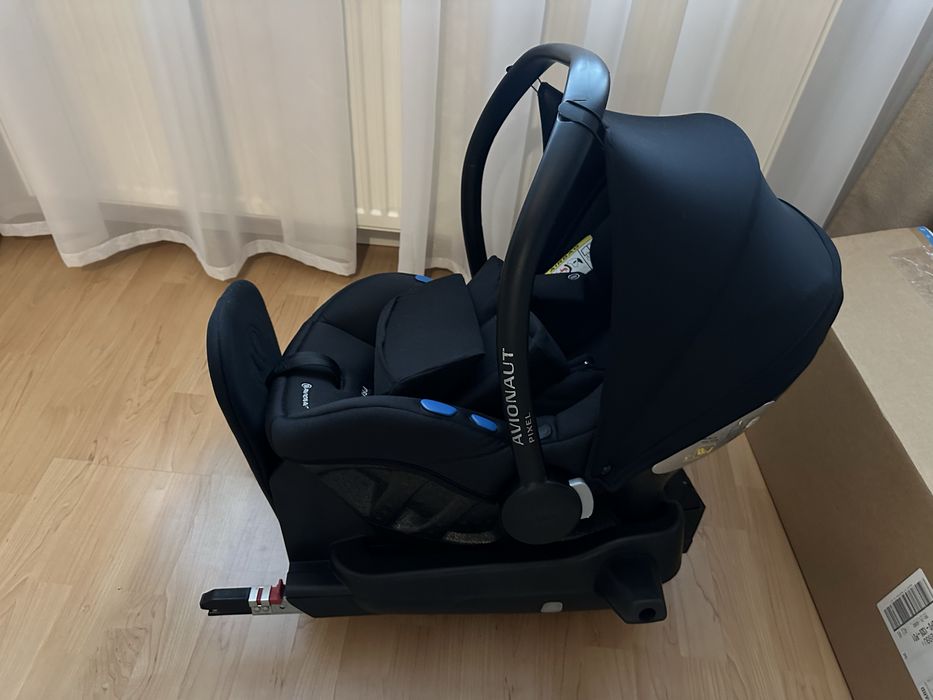 Fotelik Avionaut Pixel + baza isofix - stan BDB + adaptery i wkladki