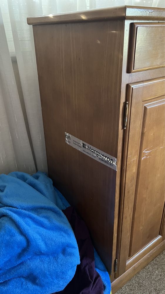 Móvel para arrumos