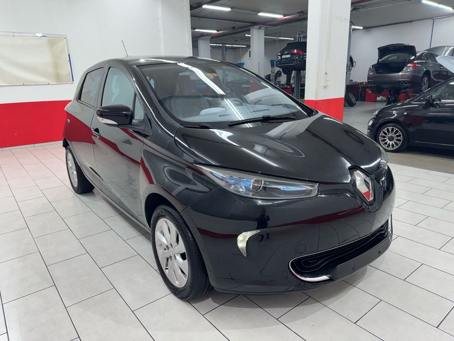 Розборка Renault Zoe запчастини розбірка Рено Зоя разборка шрот зое