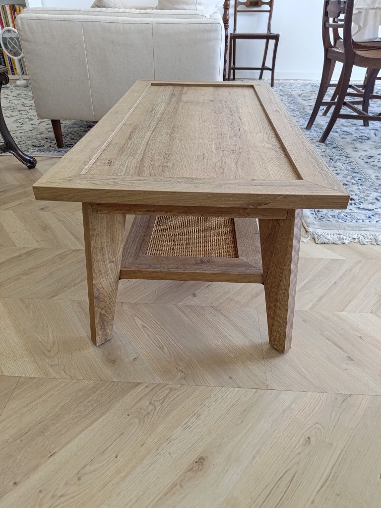 Mesa de centro madeira e rattan / palhinha
