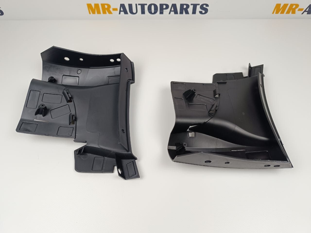 Повітропровід кріплення туманки Tesla M3 1084175-00-D 1084177-00-D