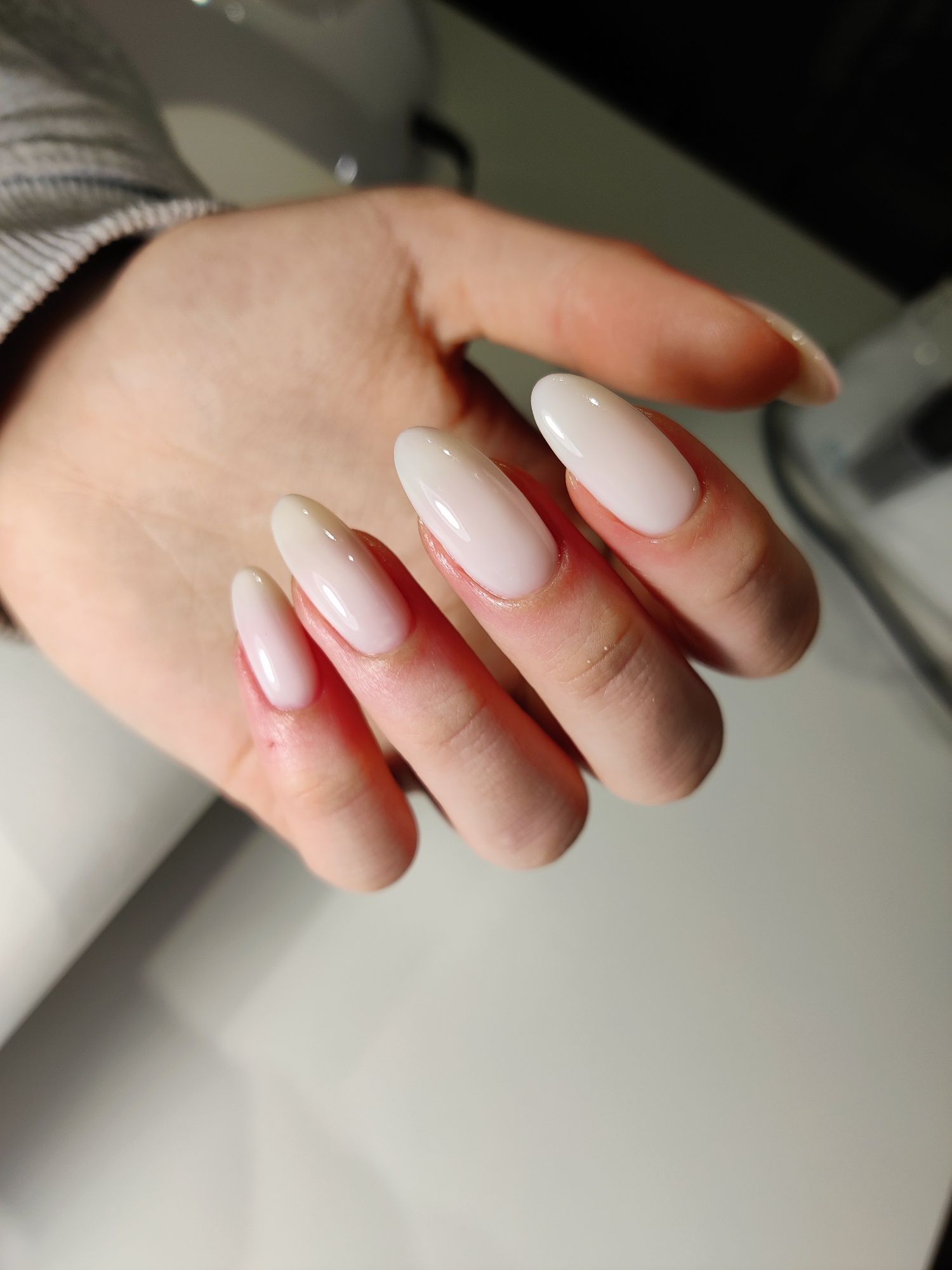 Manicure hybrydowy Grzegórzki