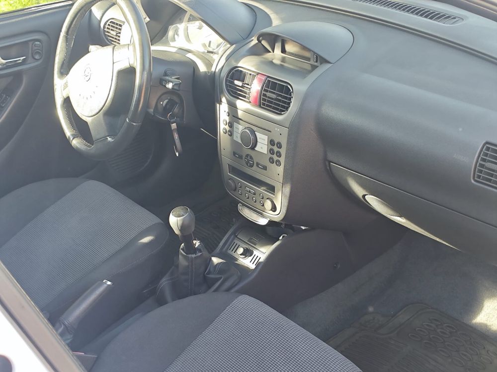 Opel Corsa 1.3 CDTI – Nacional • Único Dono • Como Novo
