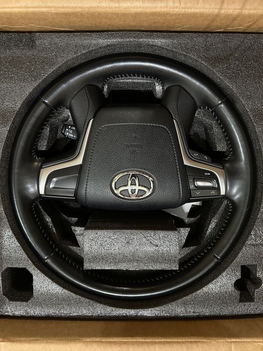 Оригінальне Кермо для Toyota Prado 150 з ричагом круізу
