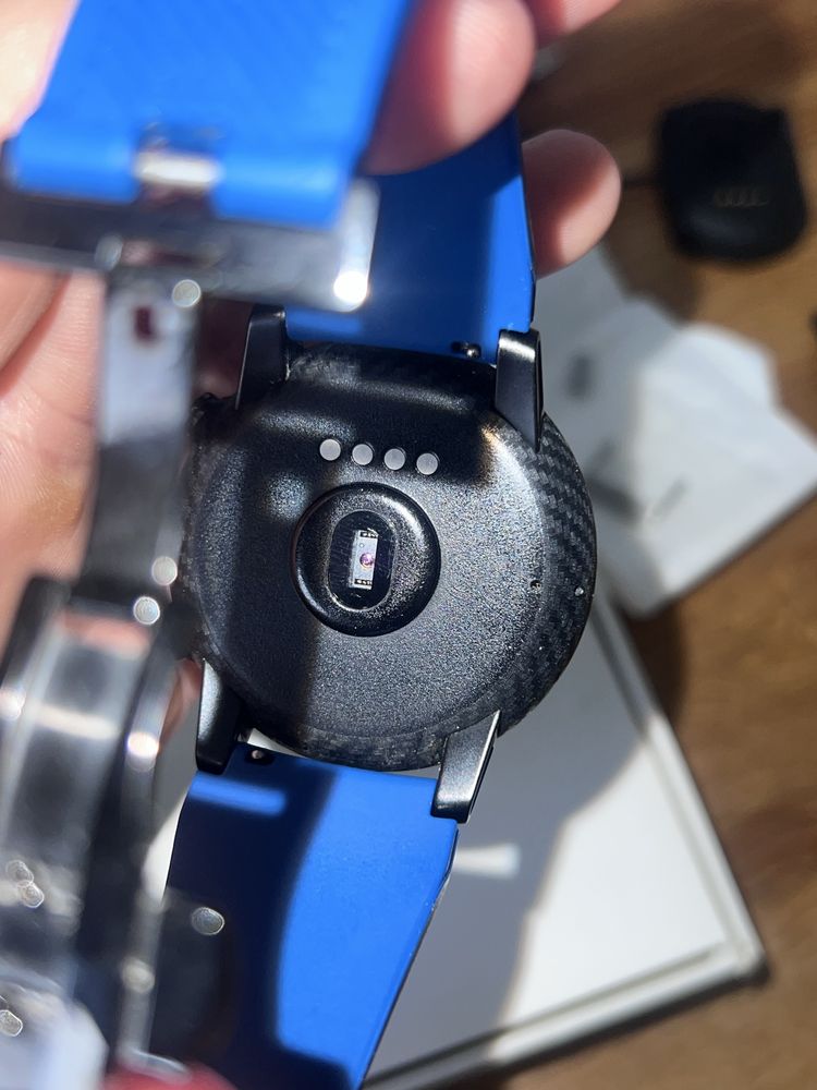 Смарт годинник Amazfit Stratos A1619. Ідеальний стан