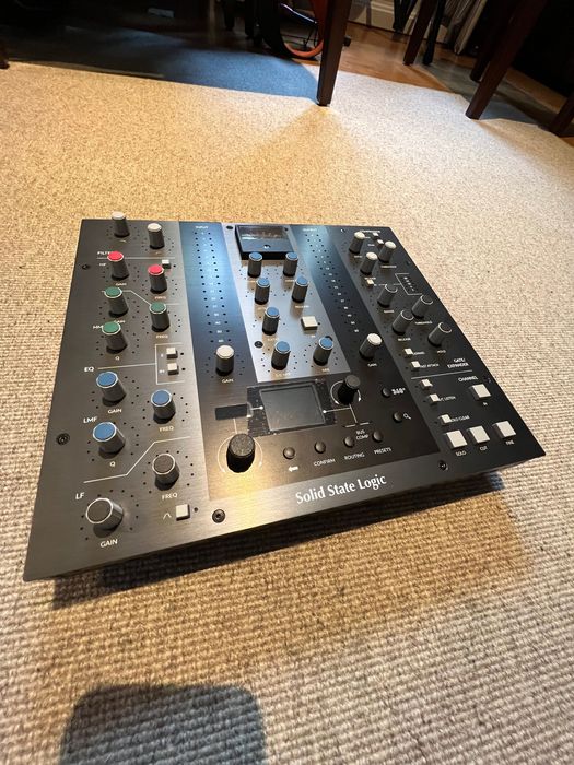 SSL Solid State UC1 controladores de DAW