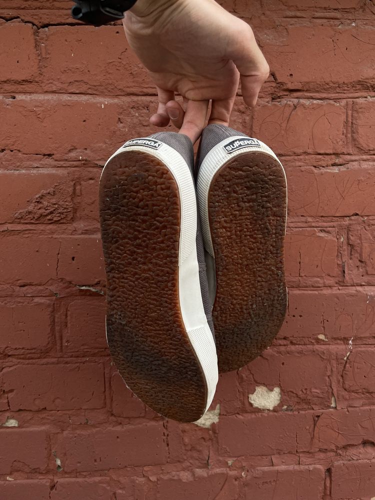 Кеди Superga (не Vans, Converse, Nike)