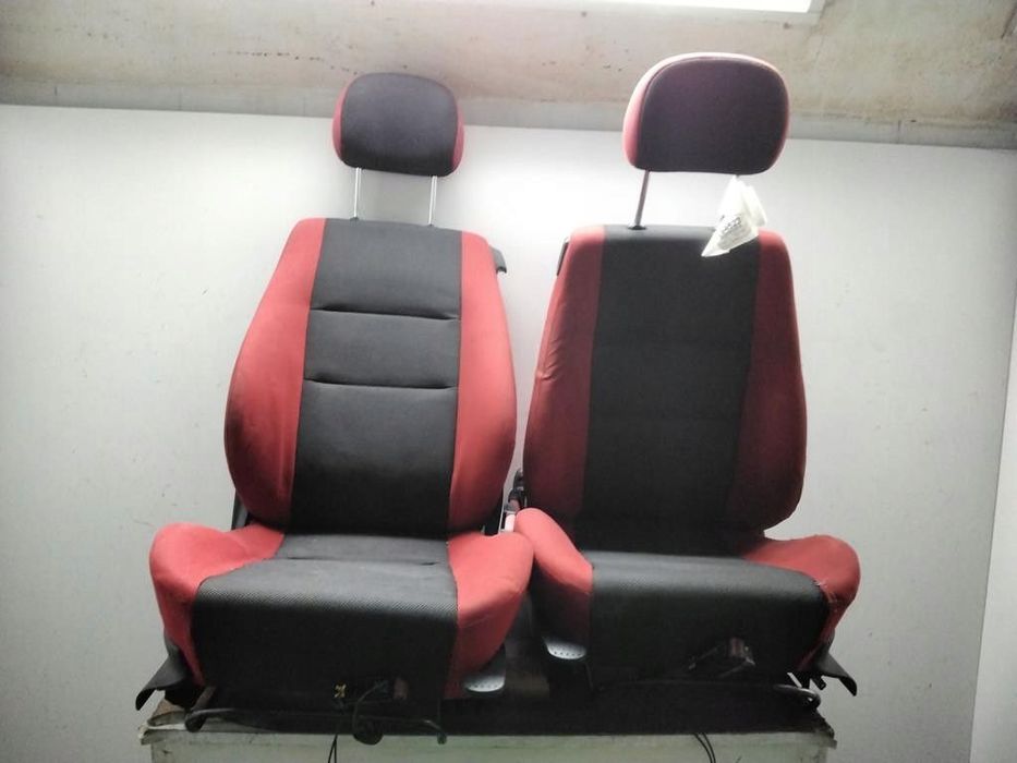 opel tigra b fotel komplet.