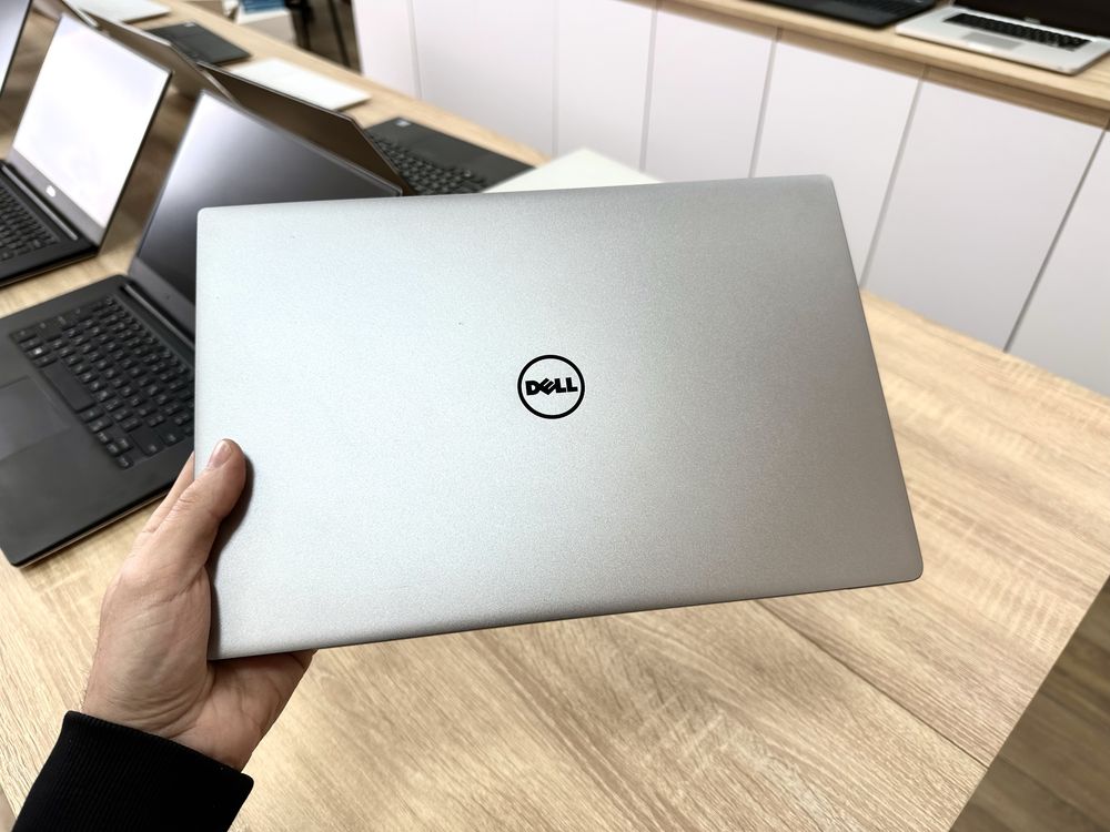 Dell XPS 13 9360 8RAM 256SSD i5-8250 13.3"FullHD IPS Touch