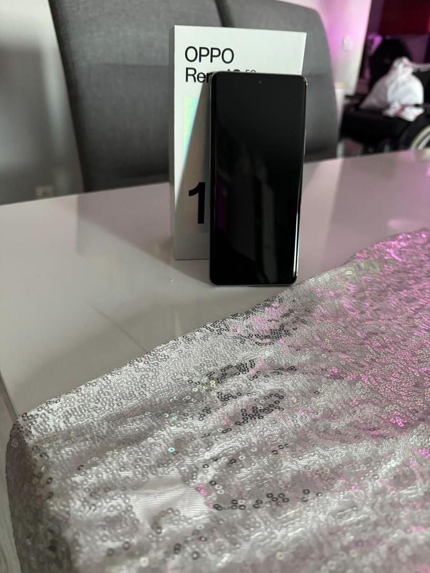 Telemóvel OPPO Reno10 5G