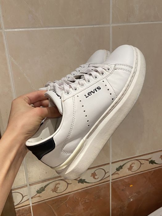 Кеди кросівки кросовки levis жіночі підліткові 23.5 23 37 36.5
