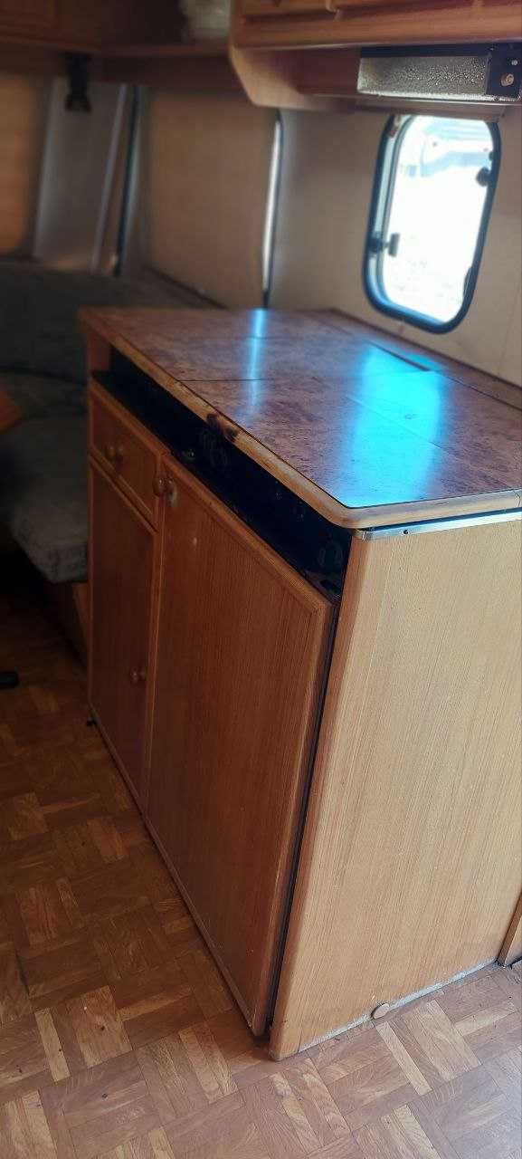 Автодім LMC CARAVAN 450P