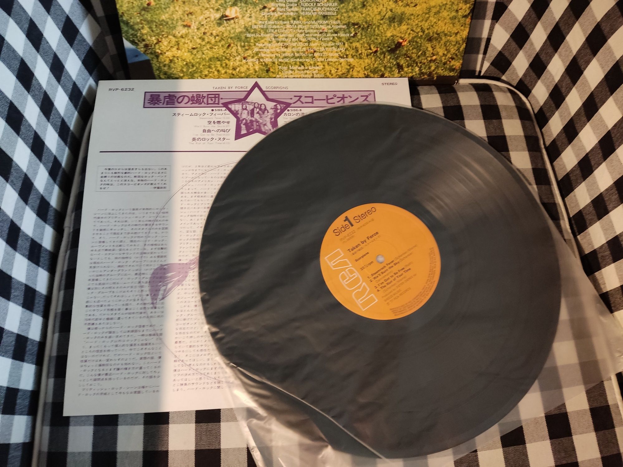 Scorpions  Taken by force LP Japan NM