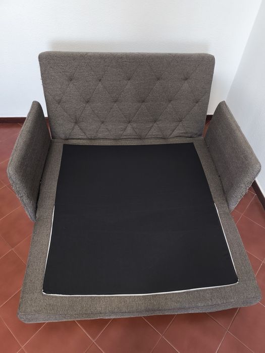 Sofá - cama de 2 lugares da Conforama