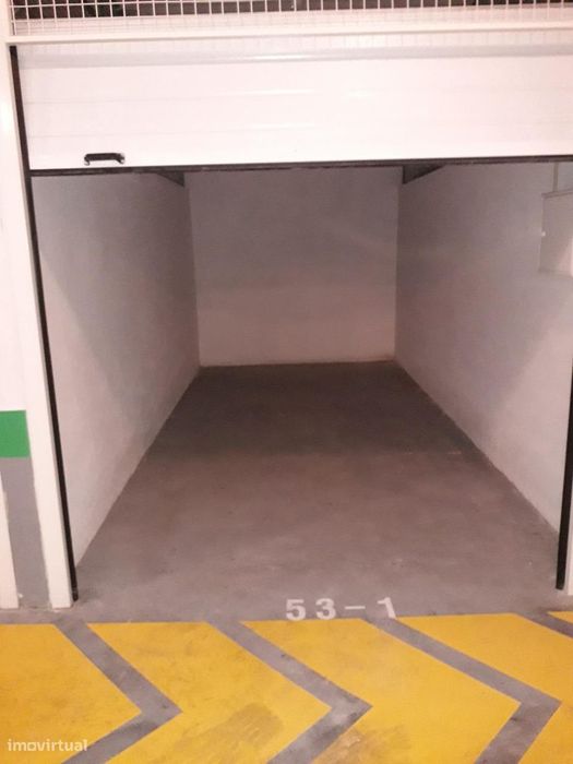 Box 1 lugar para aluguer