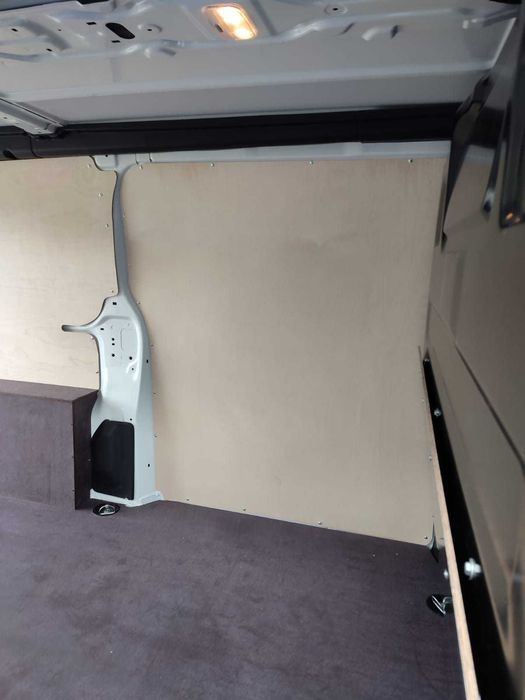 Zabudowa busa Toyota Proace/Opel Vivaro/Fiat Scudo podłoga, boki