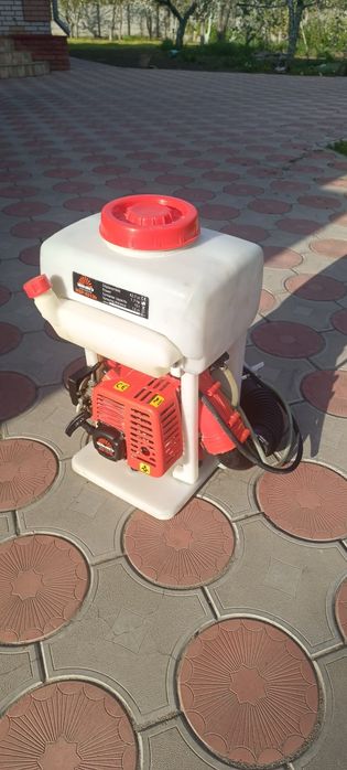 Продам Мотооприскувач