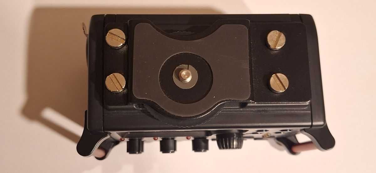 Sprzedam rejestrator audio TASCAM DR-60DMKII