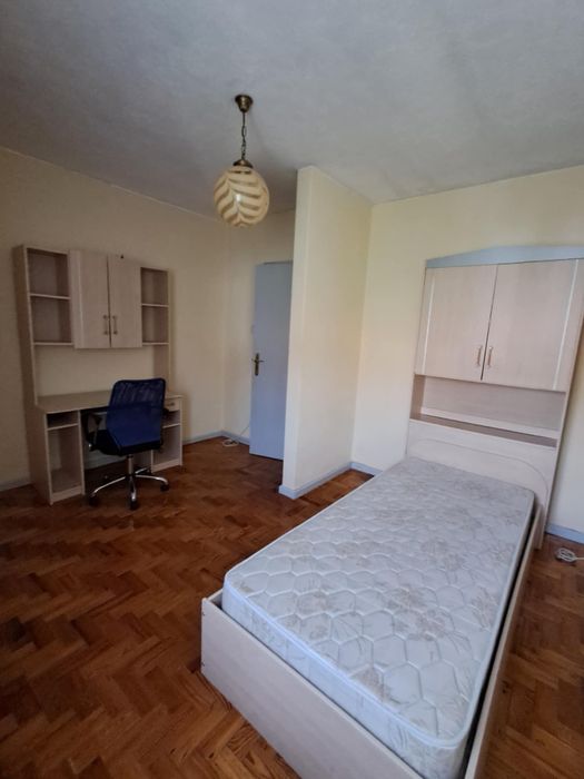 Quarto para estudante