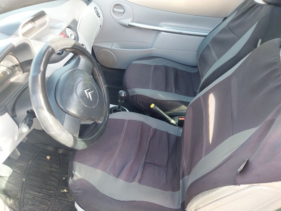 Atenção vendo Citroën c3 plurial 1.1 gasolina ano2004/01 com insp