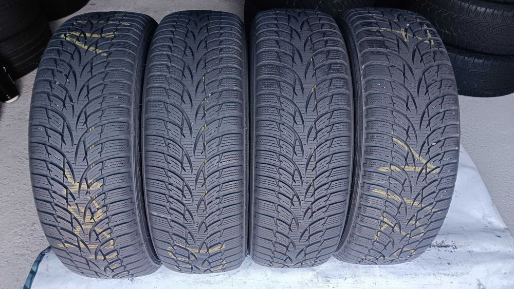 185/60/15 Nokian wrd3