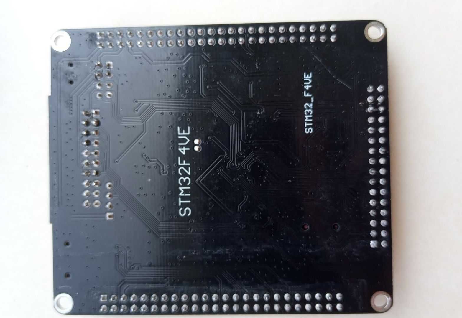 STM32F407VET6 168 MHz ARM Cortex-M4 Flash 512 kB RAM 192 kB LQFP-100