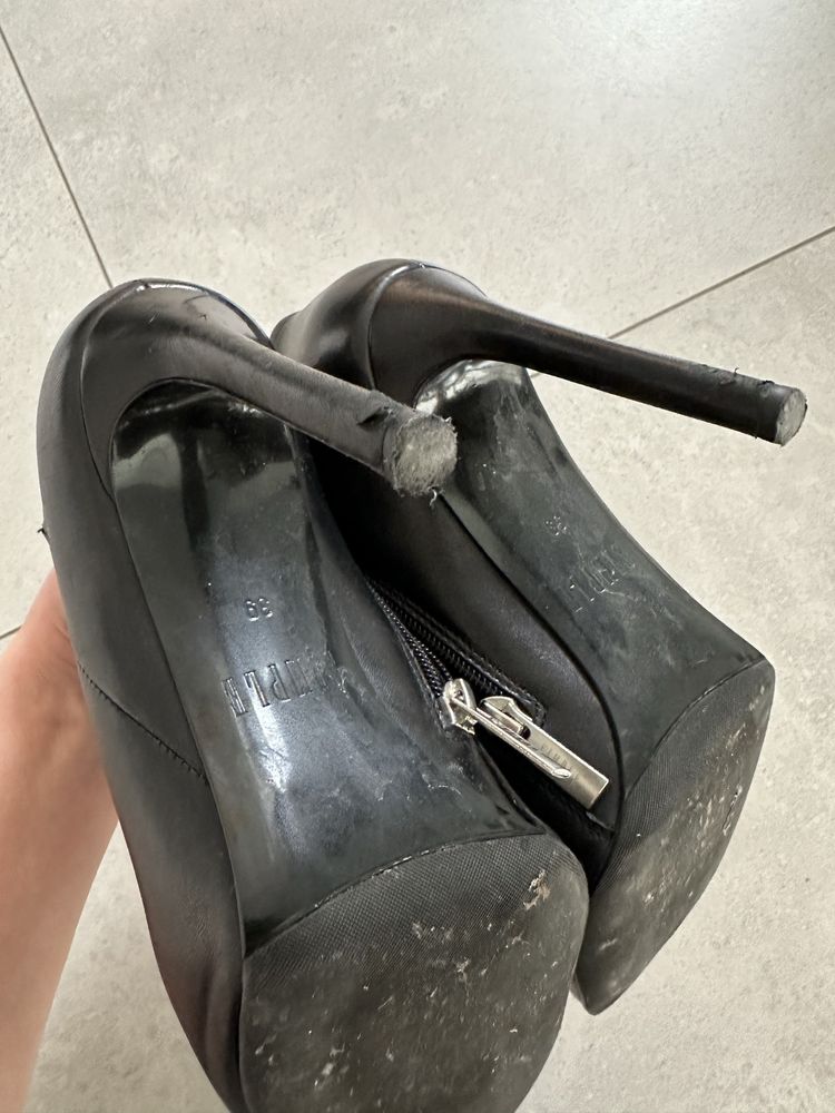 Buty botki Simple rozmiar 39
