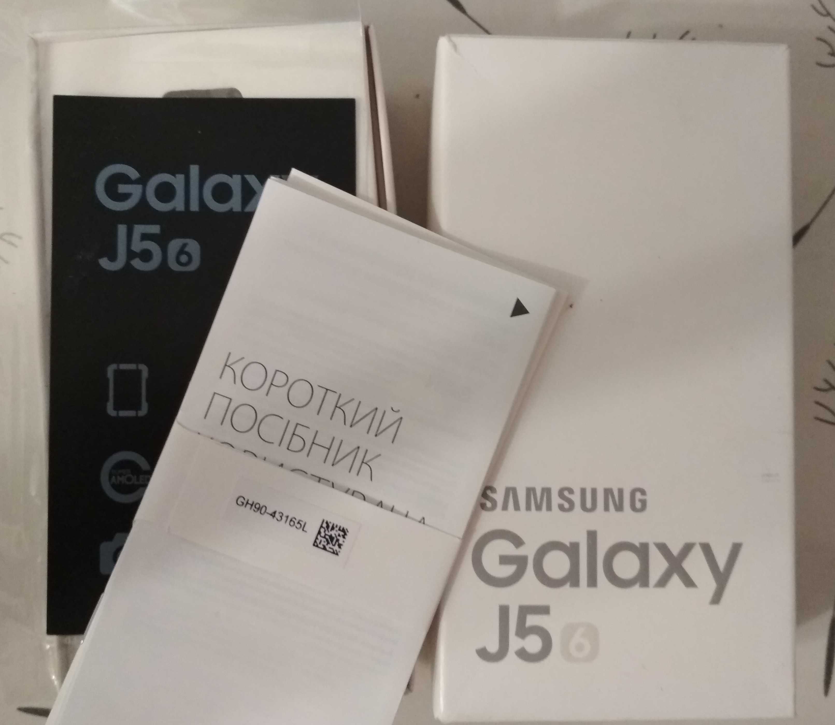 Смартфон Samsung Galaxy J5 2016