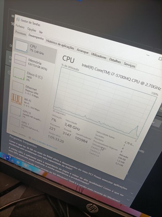 Portatil i7 gamer aceito troca cabo do ecrã avariado 
16 gb ram 1600mh