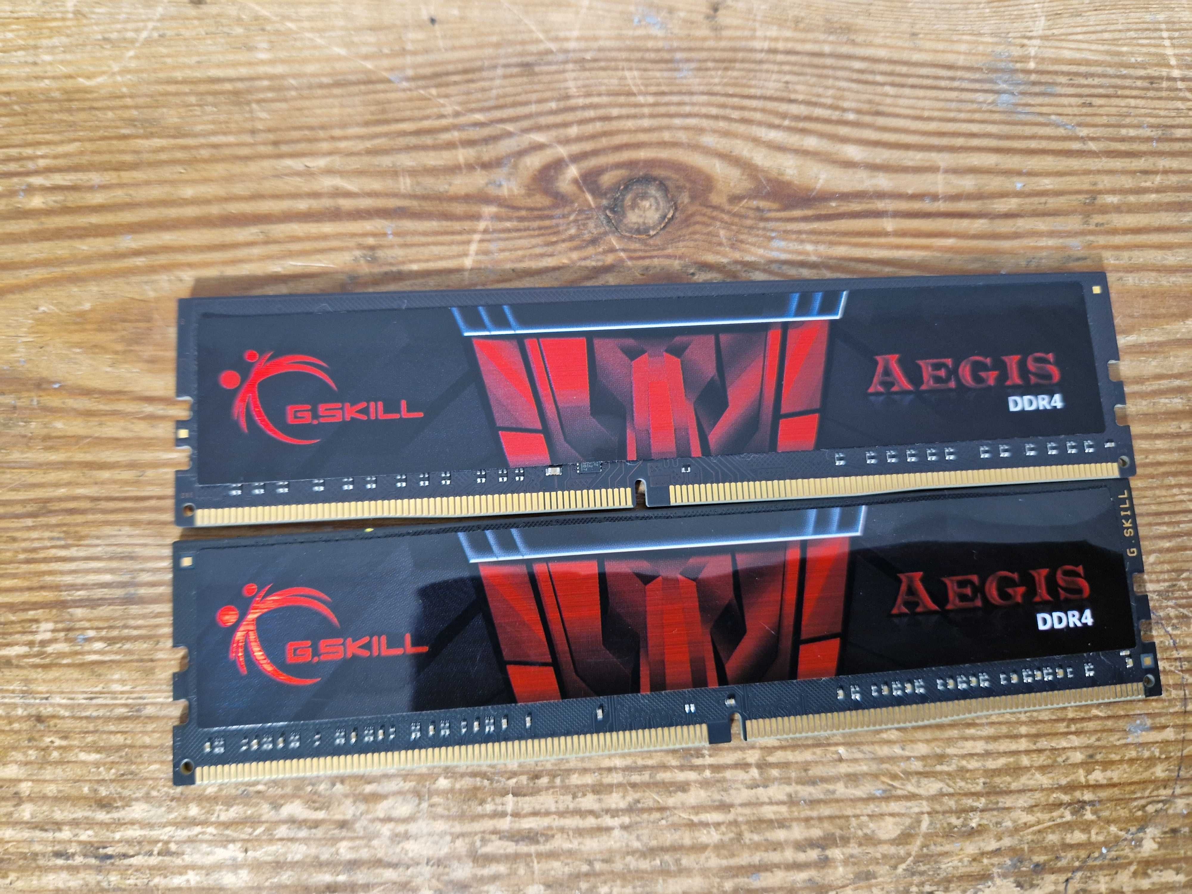 Pamięć RAM DDR4 G.SKILL 16 GB 3000 16 (3005)
