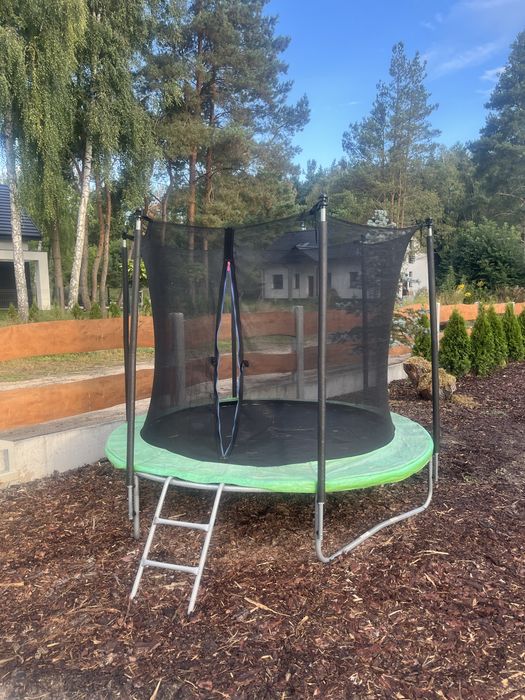 trampolina  duza stan bardzi dobry
