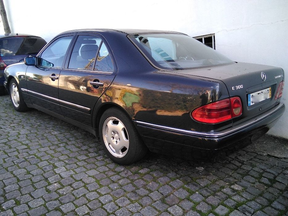 Mercedes W210 E Class 3.0 TD para peças