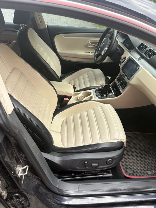 VOLKSWAGEN CC 2011 год на полном боевом ходу