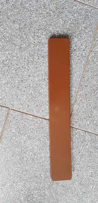 Nakładka na parapet PCV 31 x 10 cm orzech
