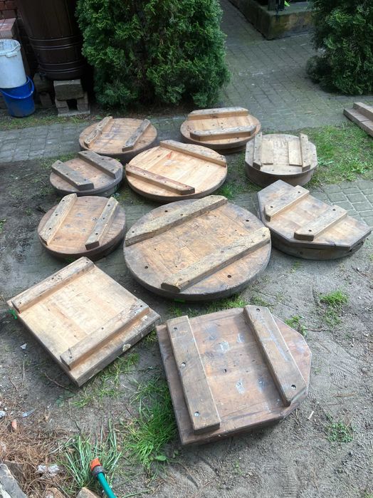 Drewniane skrzynie, fabryczne, solidne, stare