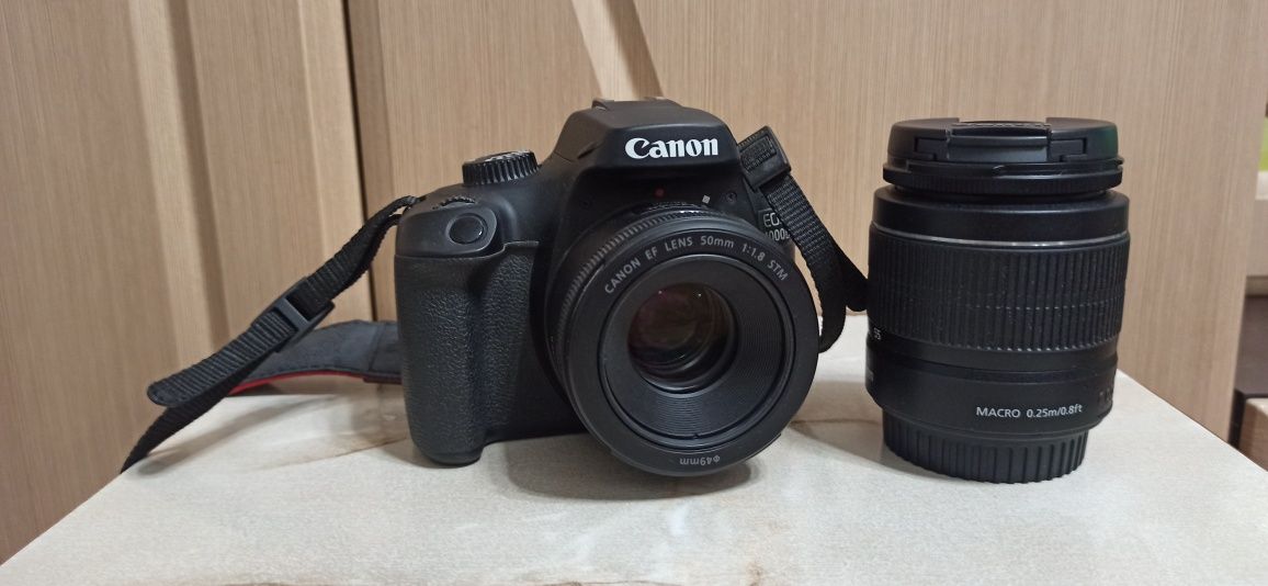 Фотоапарат Canon