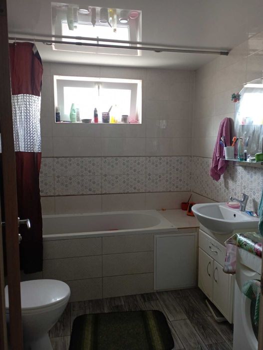 Продам дом с ремонтом в Яворницком (Илларионово). Зайти и жить