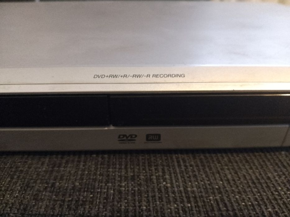 DVD Sony z nagrywarka rdr-gx220