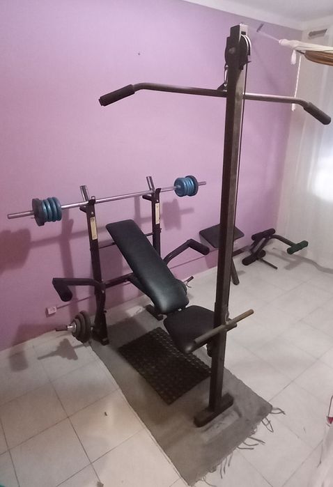 Banco de musculação completo, para pernas braços peito e costas 68kg