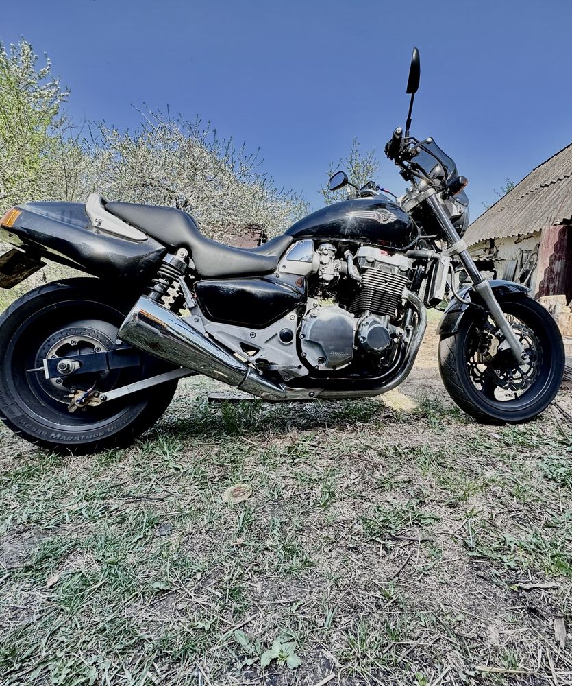Продаю легенду Honda X4