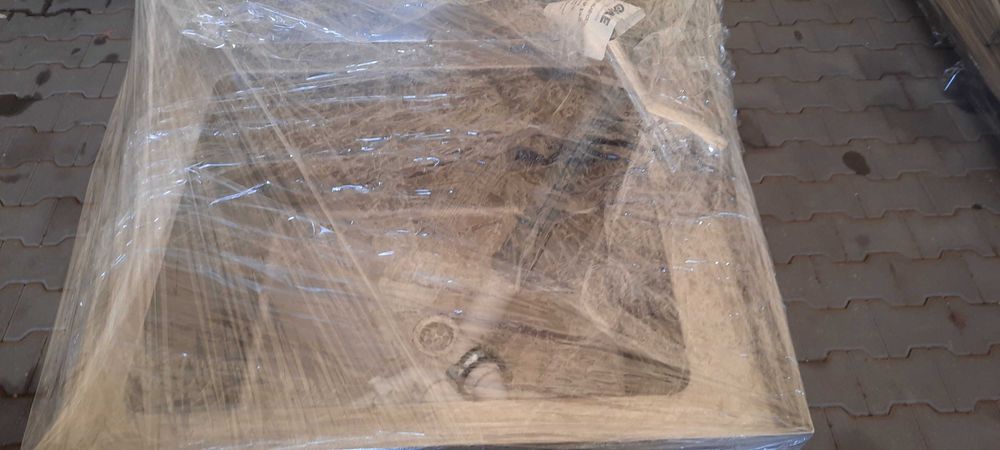 Stół z basenem Komat KBT-161 70X60X90cm + bateria z wylewką