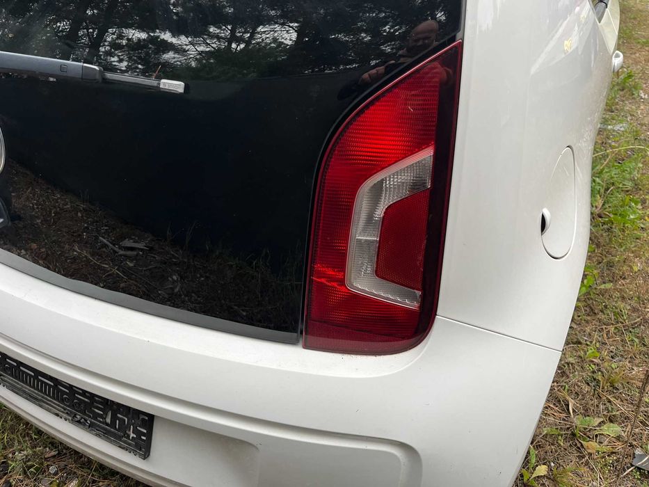 lampa tył tylna tylnia prawa vw up ! up! lb9a biały 2011 - 2016