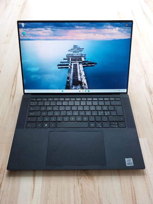 Dell Precision 5550  i9-10885H/32GB/1TB SSD/IPS FHD+/ T2000 Max-Q/