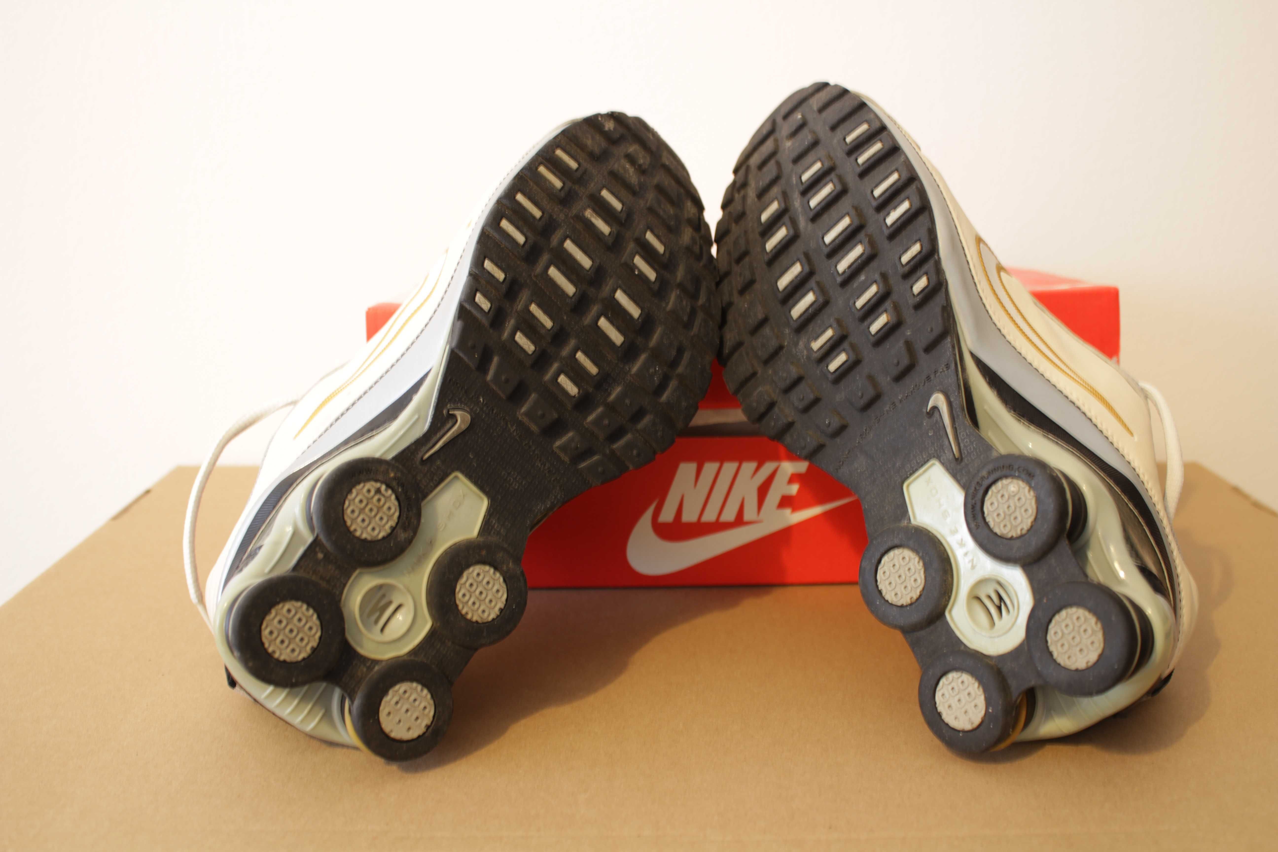 Ténis/ Sapatilhas Nike Shox Turbo