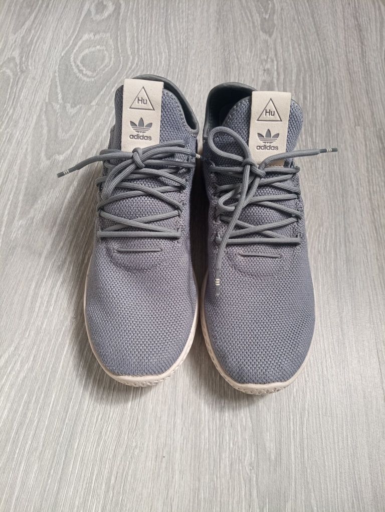 Чоловічі кросівки adidas pharrell williams