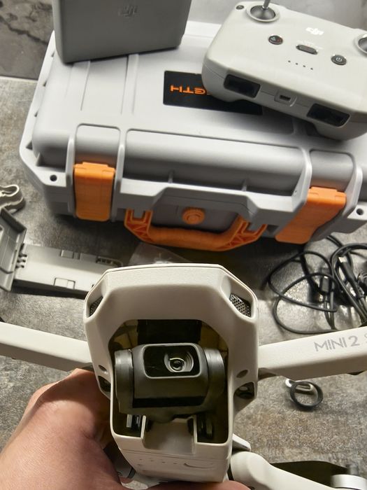 Dron dji mini 2 se  gwarancja dji care