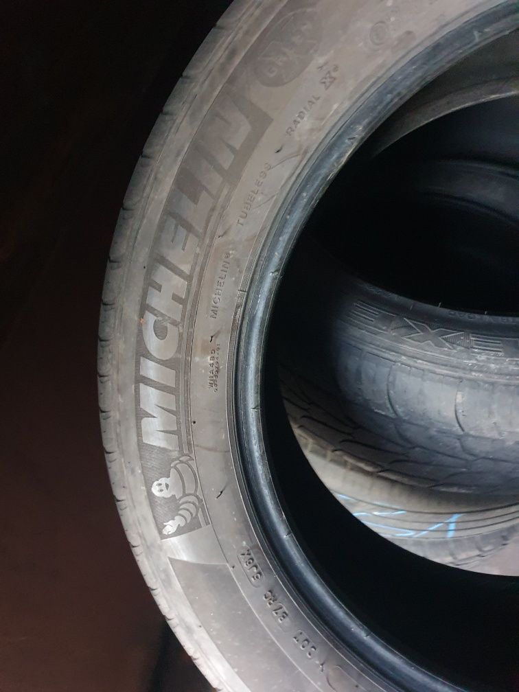 Резина на запаску докат 285/60R18  285/50R20