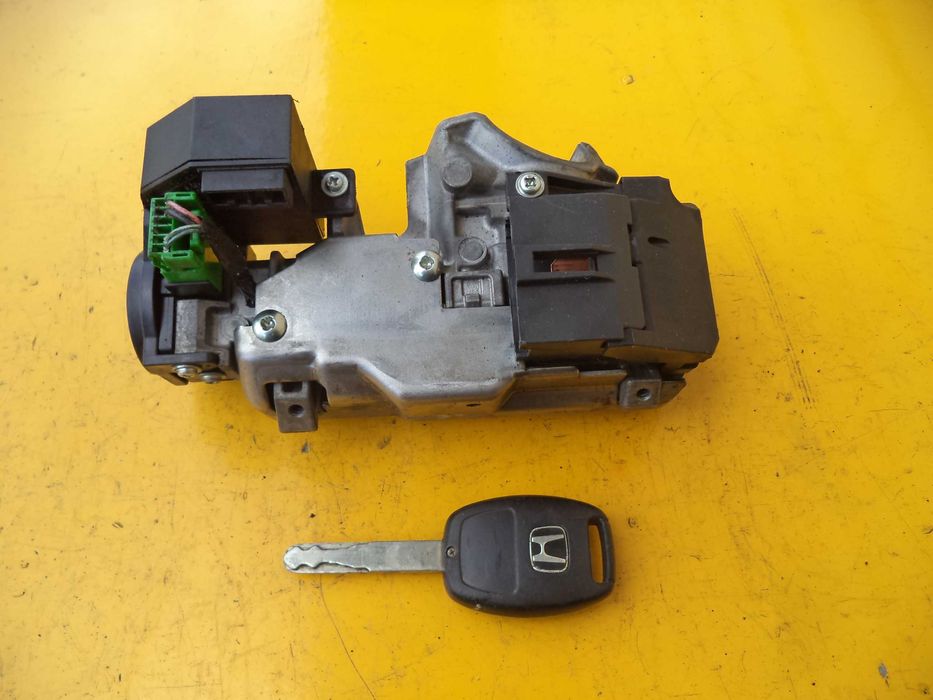 Замок зажигания Honda Civic 8  з 05-11 р.в.